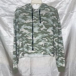 Pink vs cropped hoodie size small